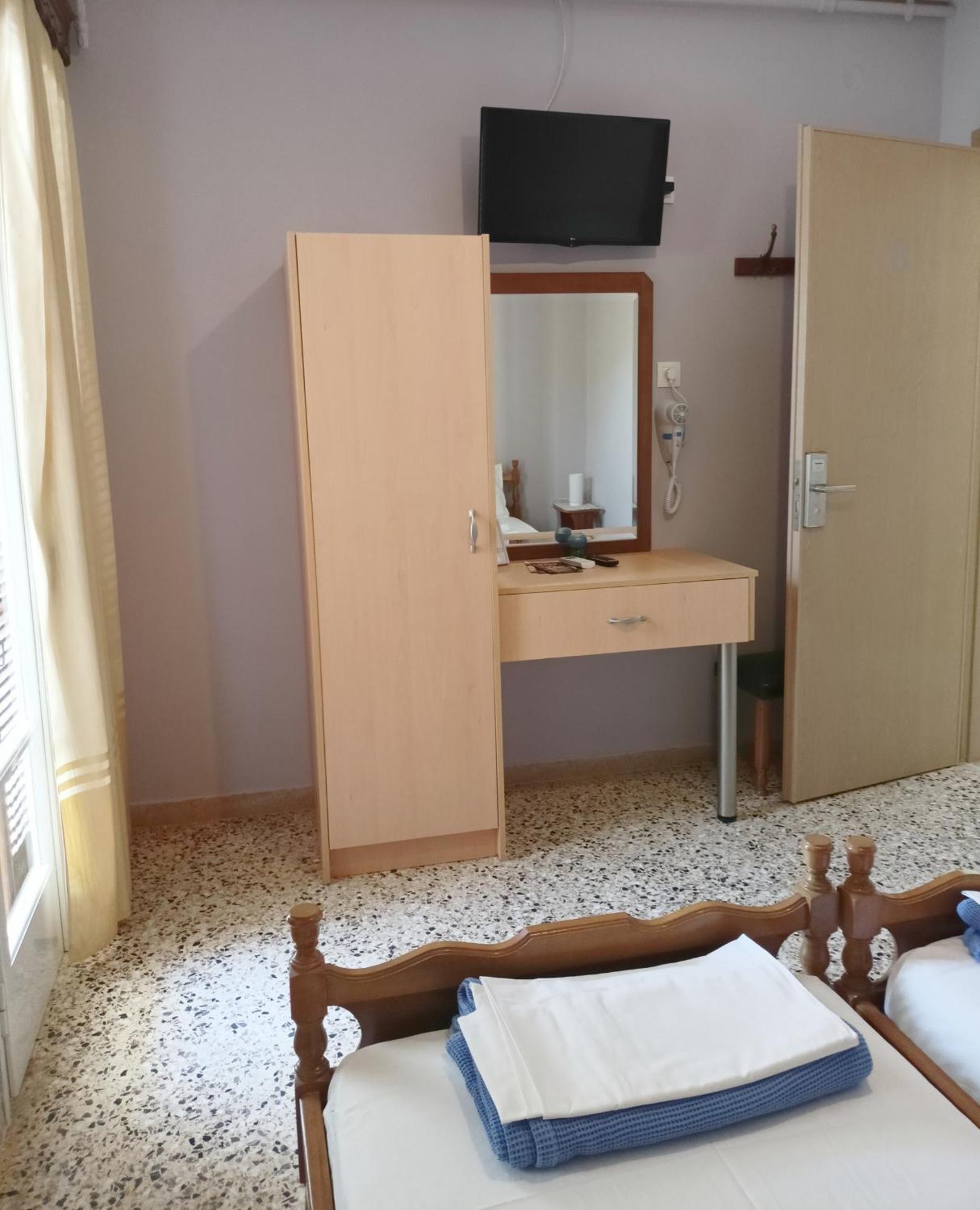 Finikas Rooms Agia Marina  部屋 写真