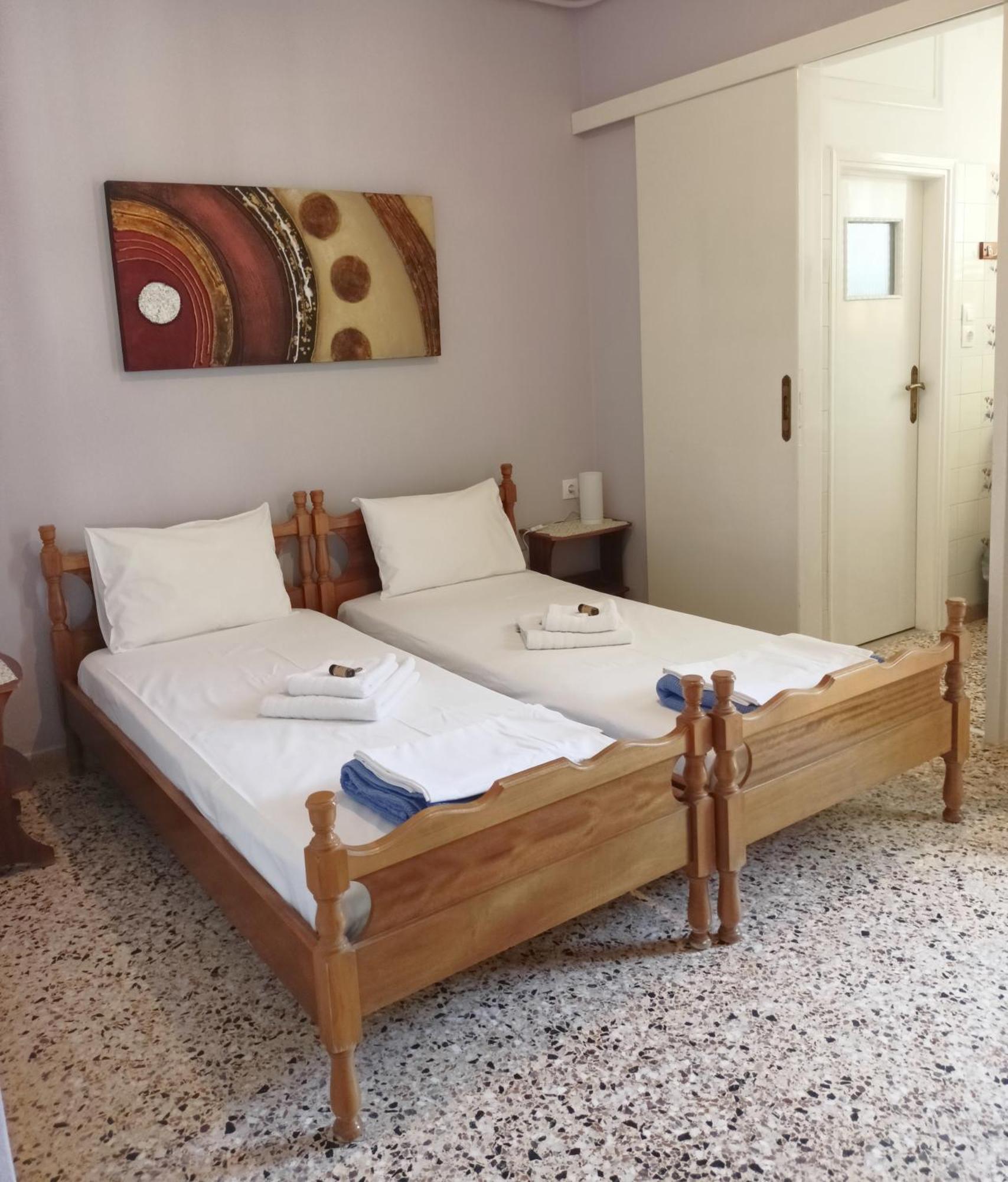 Finikas Rooms Agia Marina  部屋 写真